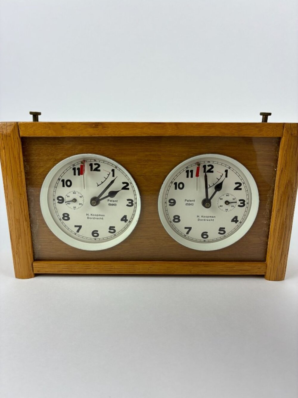 Vintage H. Koopman Dordrecht Chess Clock – Rare 1960 Mechanical Tournament Timer - Picture 4 of 16